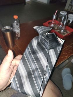 TIE CLIP/ ON - MEN  (BRAND IS PURITAN).      PICK ⛏️ UP ONLY