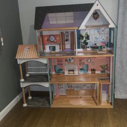 Barbie Dream House 