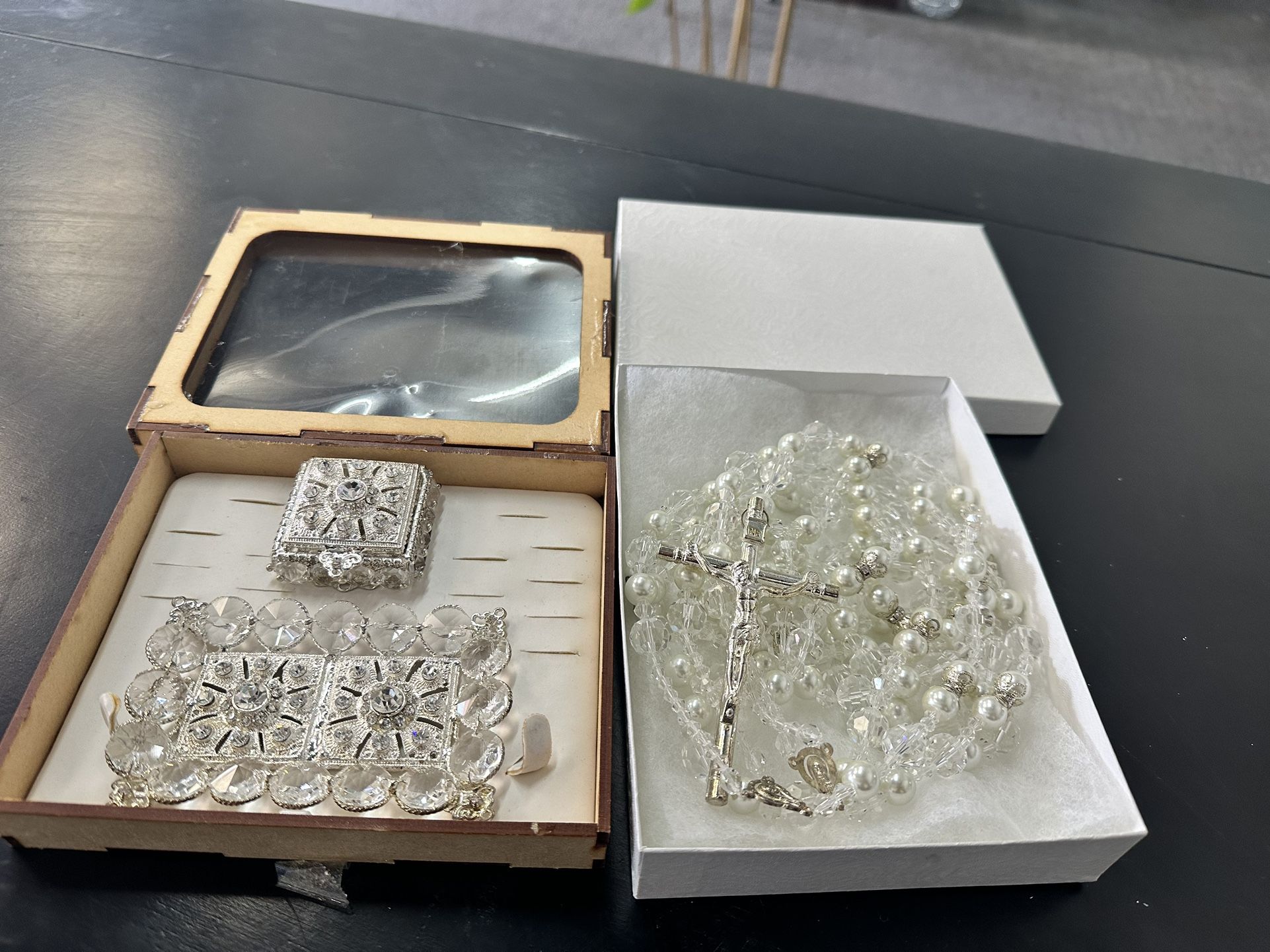Wedding Lazo and Money Box