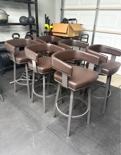 6 Barstools