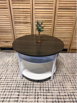 Round Lift-Top Coffee Table