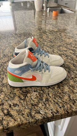 2022 Air Jordan 1 Mid SE GS 'Stitch