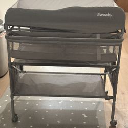 Sweeby Diaper Changing Table 