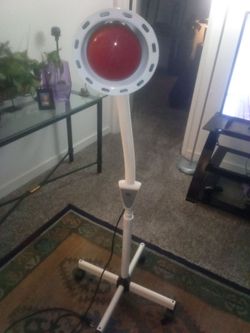 Therapeutic heat lamp