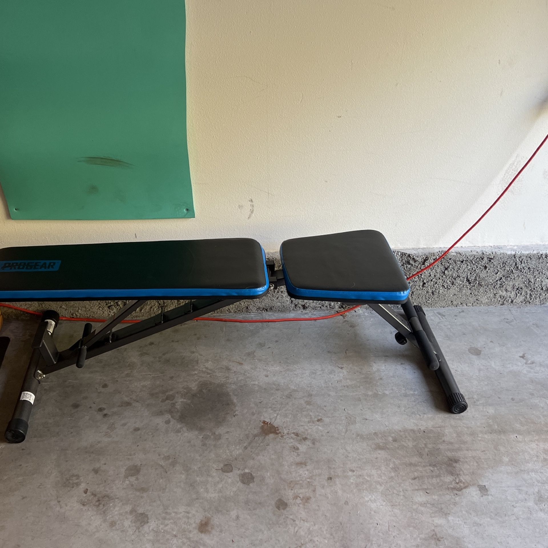 Progear Adjustable Weight Bench
