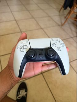 PS5 controller