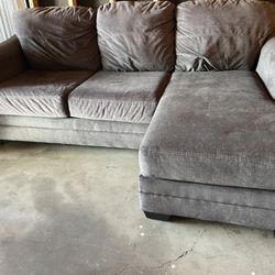 Gray Sectional Movable Chaise 