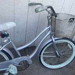 Beach Cruiser Bicycle 