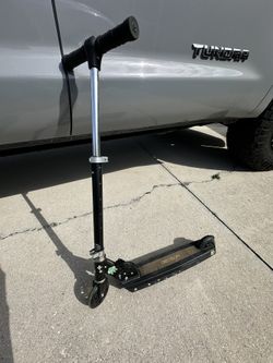 JETSON LIGHT UP SCOOTER