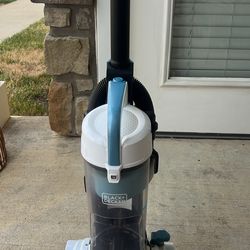 Black & Decker Vacuum 