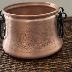 Unique And Beautiful Vintage Artisan Handcrafted Small Etched Design Copper Pot