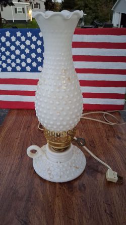 Vintage Milk Glass Hobnail Electric Lamp