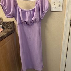 Bulk teen clothing bundle. Dresses and shirts.