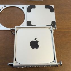 Apple M4 MacMini 256GB Machined Aluminum Case