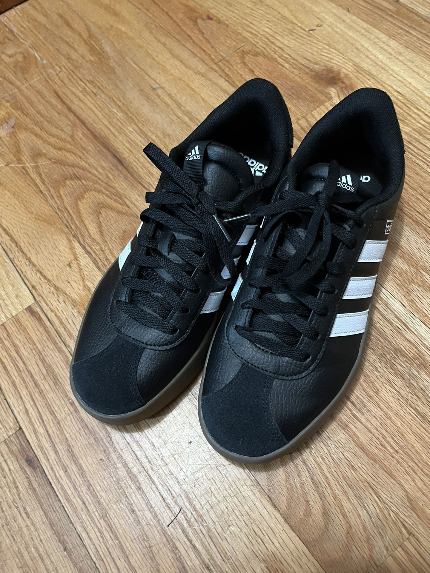 Adidas Sambas