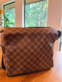 Louis Vuitton Messenger Bag