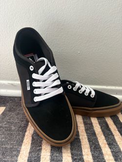 Men’s 7 vans