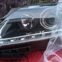 New Head Light - Lexus 