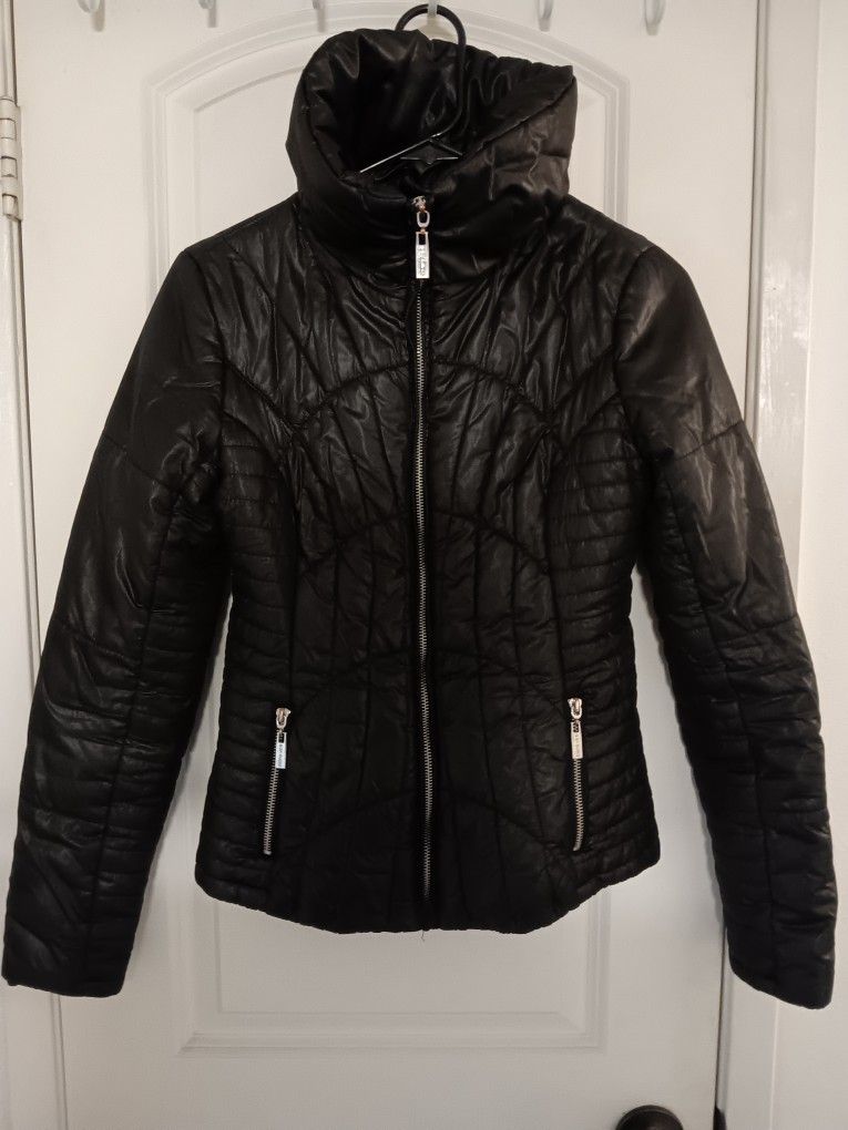 Guess Women Jacket.. Small Size