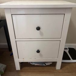 Mini nightstand/Dresser