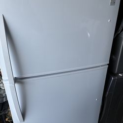 REFRIGERATOR KENMORE 33”
