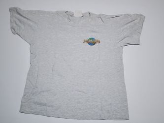 Universal studios  1999  t shirt  medium
