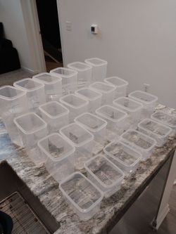 Plastic Food Containers with Airtight Lids