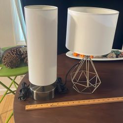 2 Bedside Lamps. 