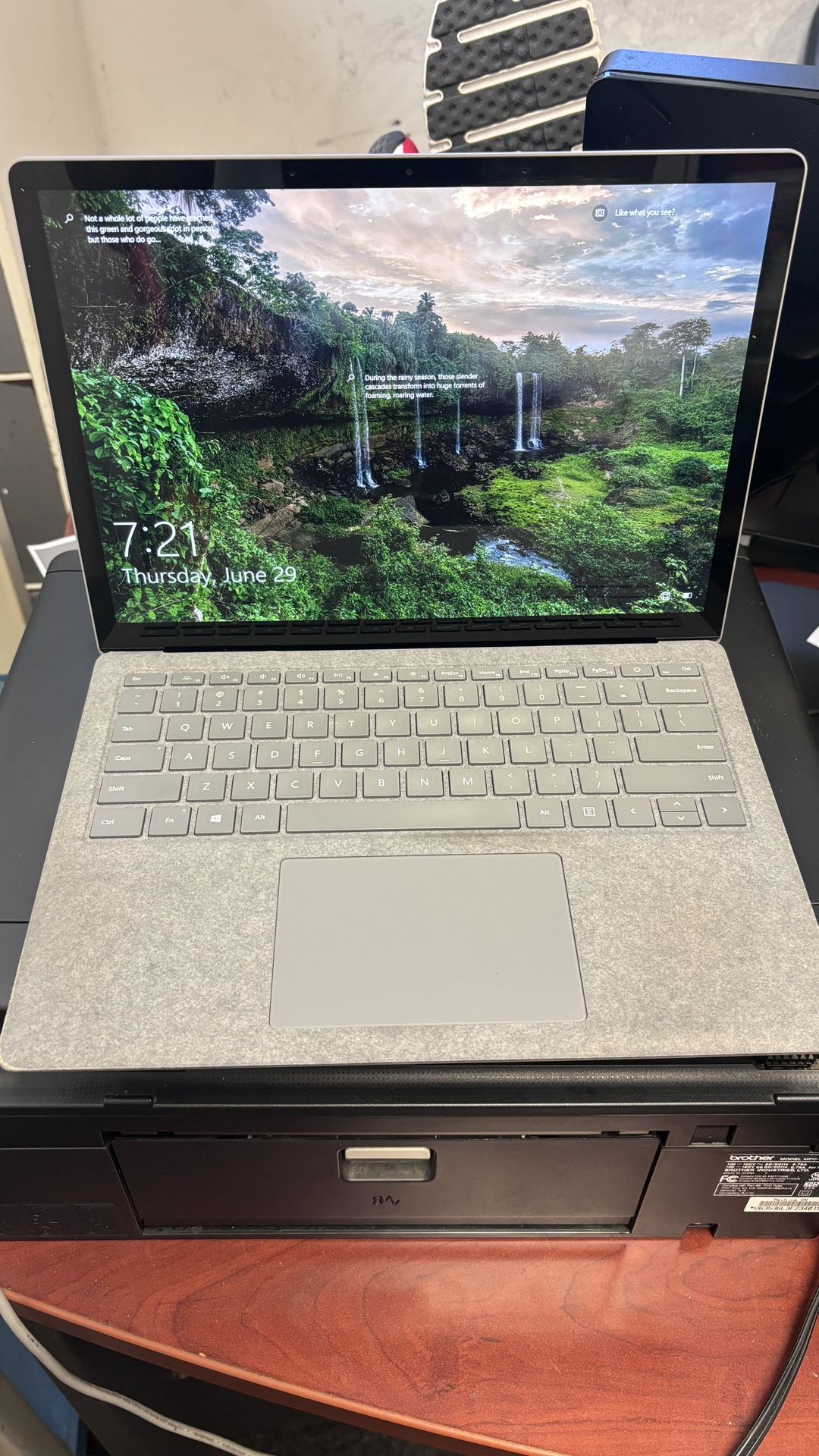 Microsoft Surface Laptop