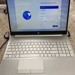 Hp 15-dw3025od 15.6” i5-1135G7 8GB 512GB W11H Laptop 