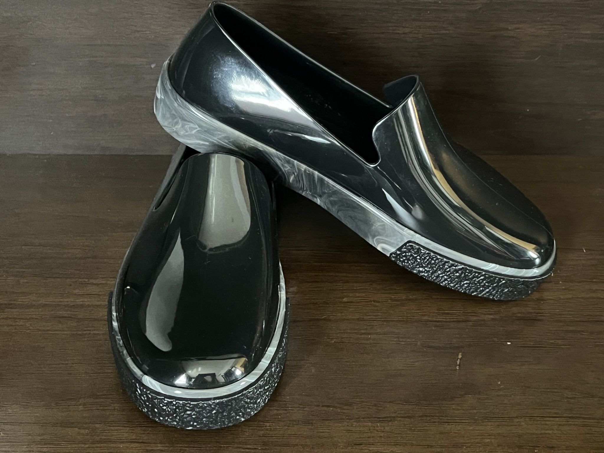 MELISSA Preppy Shiny Rubber Slip On Loafers Black Shoes Size 5
