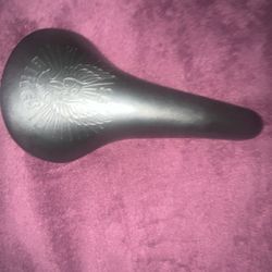 S.E bike saddle