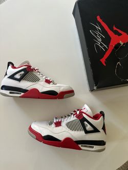 Jordan 4 Fire Red - Size 11