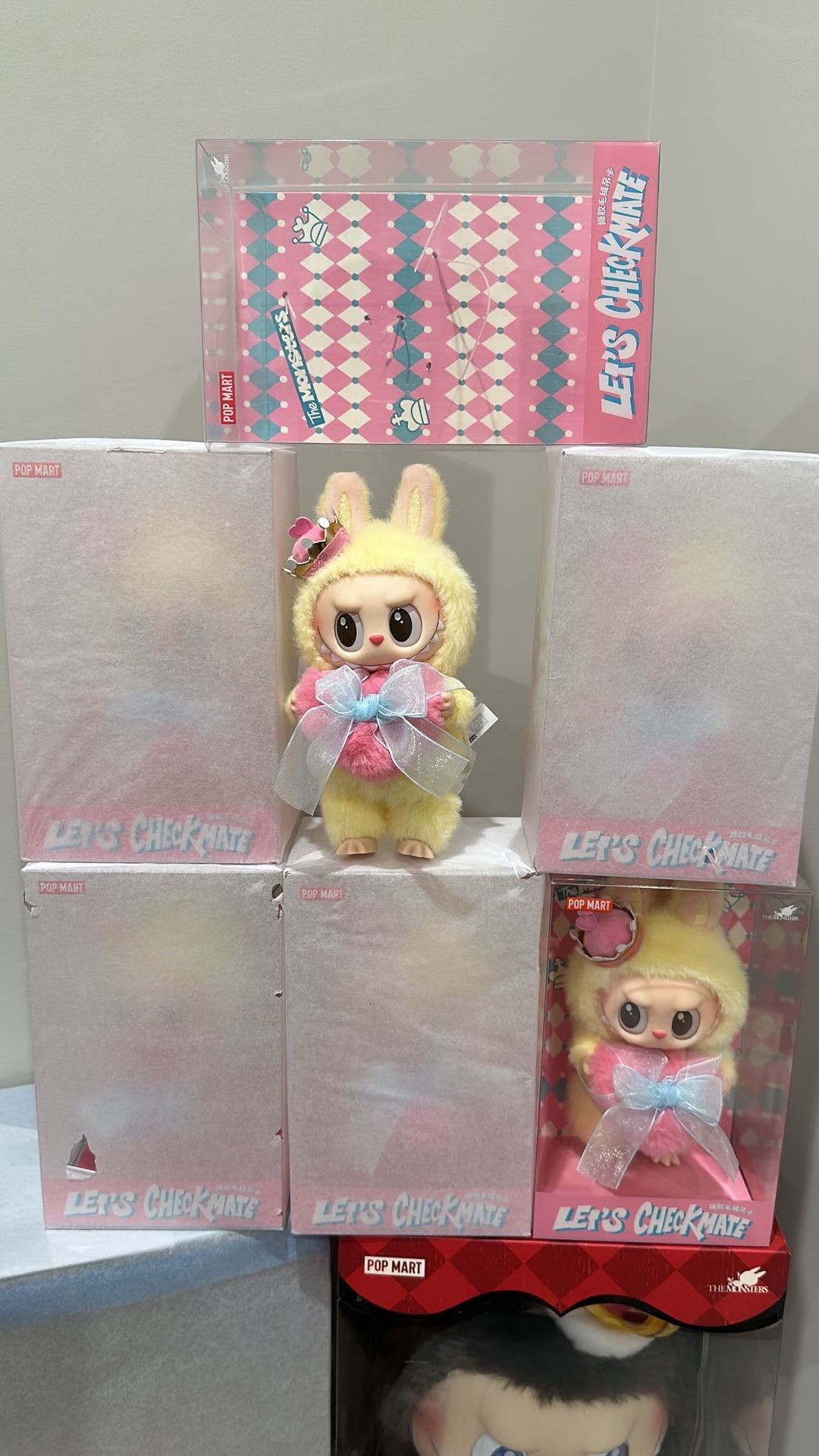 LABUBU CHECKMATE QUEEN