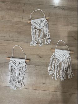 Macrame wall decor