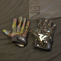 Football Gloves