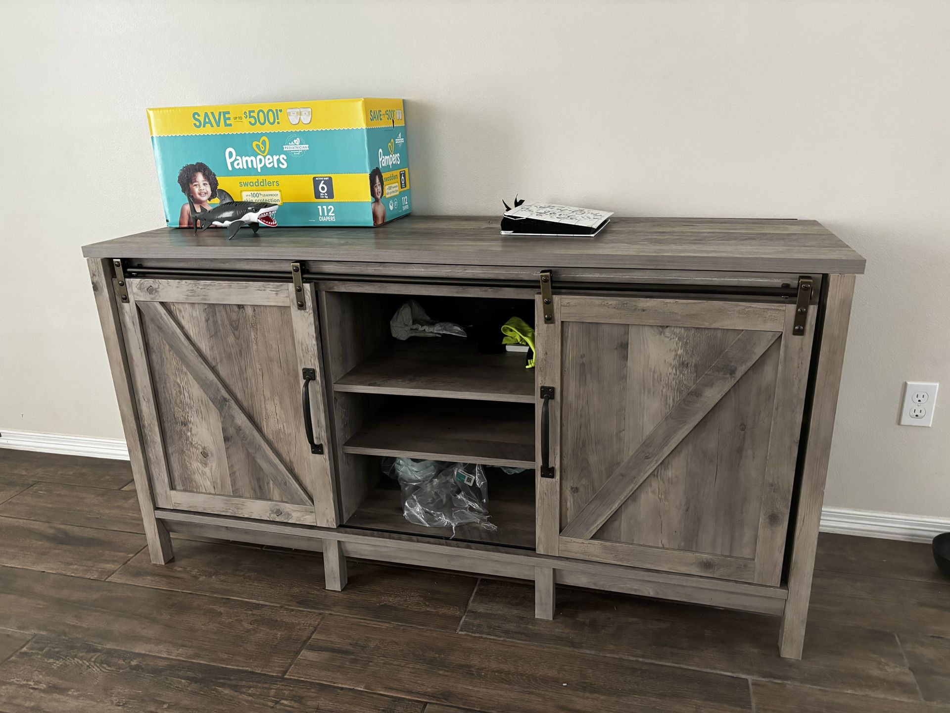 Tv Stand And Bedroom Drawer Set 
