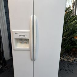 Kenmore Refrigerator 