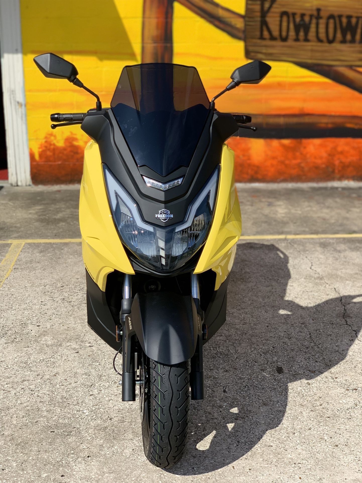 2024 Freedom Scooters Storm 150 XH