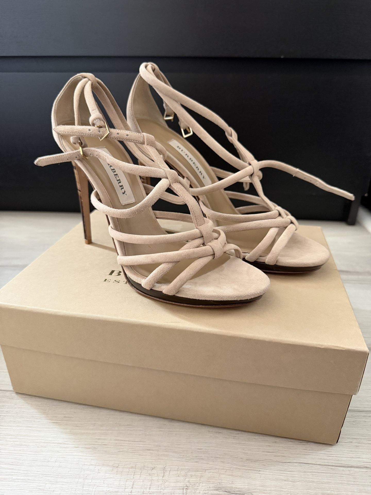 Burberry - Women’s Suede Heels