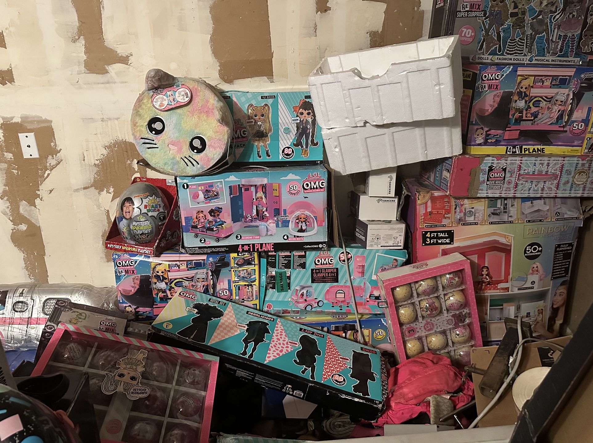 Lol Dolls And Rainbow Ones