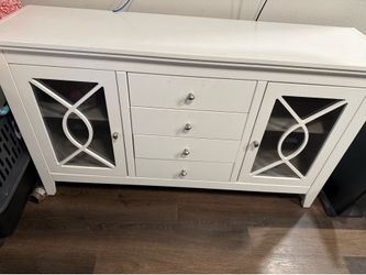 White Tv Console