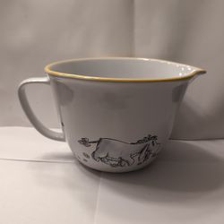 Disney Classic Winnie the Pooh Ceramic Mixing Bowl Daisy Chain 