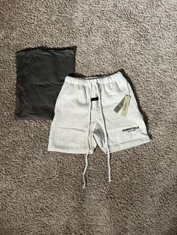 Essential fear of god light oak sweat shorts