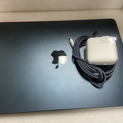 MacBook Air 13” M4 2025- 16GB/ 256GB