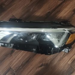 20222 / 2024 Honda Civic Headlight Left 