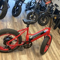 E-bike (Pedego Element)