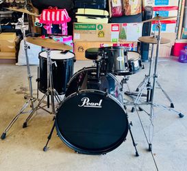 Pearl Drum Set
