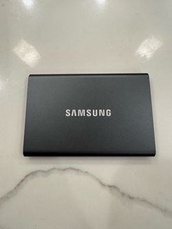 Samsung Portable SSD T7 2TB Hard Drive