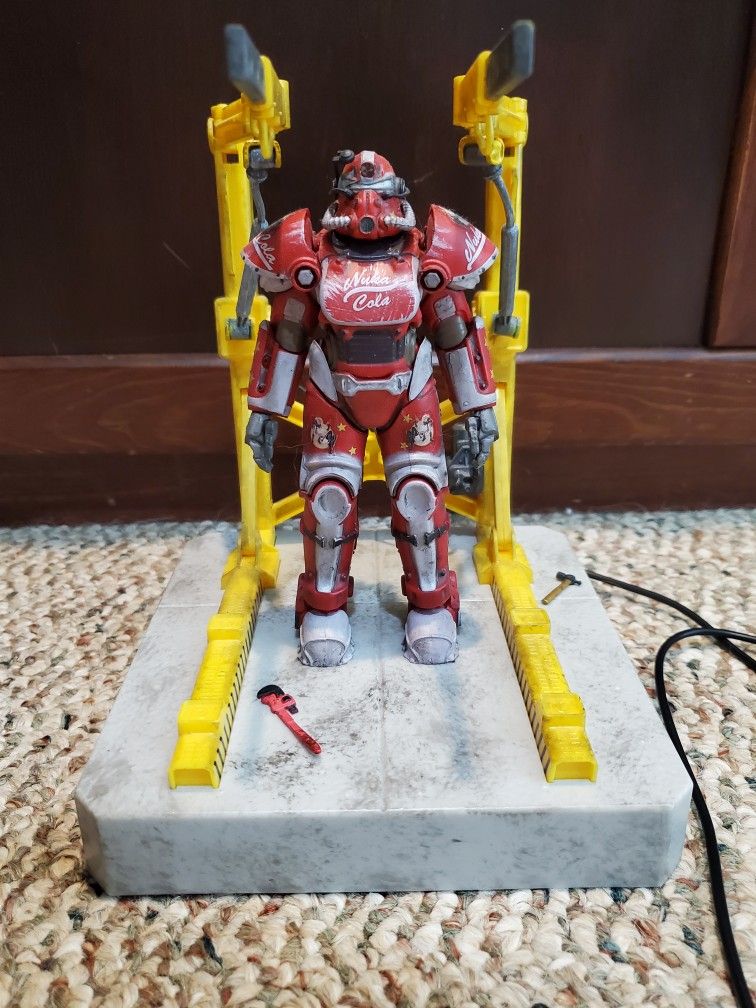Fallout Power Armor USB Hub for Sale in Lawrenceville, GA - OfferUp
